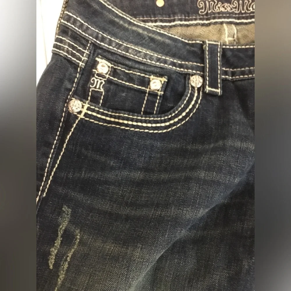 Buckle /Miss Me Women's Dark Indigo Rhinestone Embellished Bermudas